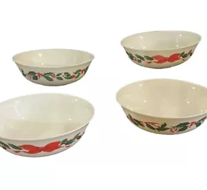 Vintage Vetro Latte Arcopal France Natale Ciotola Cereali 6” Agrifoglio Berry Lotto di 4 - Foto 1 di 9