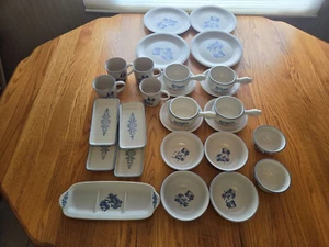 Pfaltzgraff Yorktowne Set - Buy some or Buy All - Plates/Bowls/Cups/Relish - Picture 1 of 128