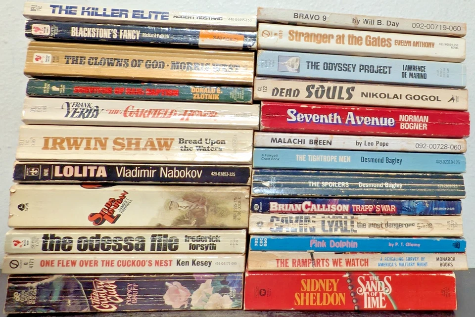 Huge Vintage 24 Book Lot 70's 80's Mystery Thriller Crime Action VTG Paperback Foto 1 de 4