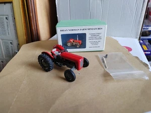1/32 Boxed Model Brian Norman Fm08 Massey Ferguson 35  - Bild 1 von 6
