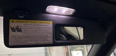 Audi A5 Cabriolet 2011 OEM pasajero derecho parasol negro iluminación derecha 10-17 Foto 1 de 2