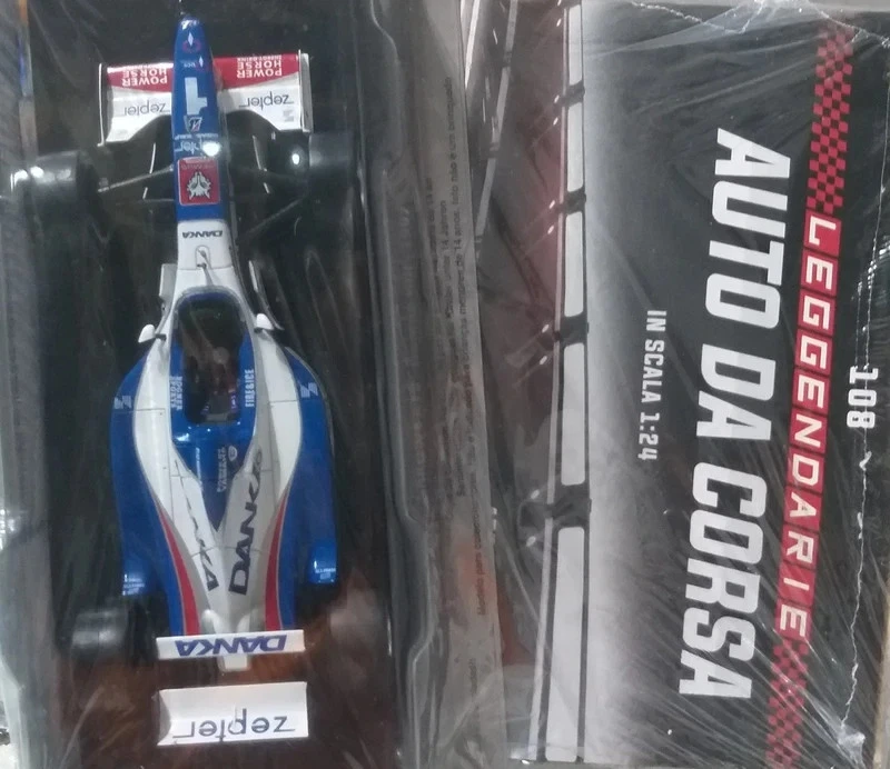 Leggendarie auto da corsa F1 ARROWS A18 di Damon Hill del 1997 in scala 1:24 - Immagine 1 di 4