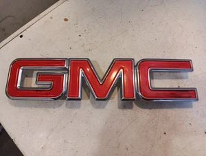 2002 - 2009 GMC ENVOY OEM CHROME FRONT GRILLE GRILL EMBLEM LOGO NAMEPLATE BADGE - Picture 1 of 15