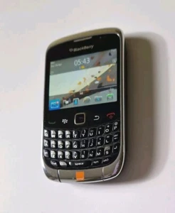 BlackBerry 9300 Curve (Unlocked) Black Smartphone In Good Condition - Picture 1 of 4