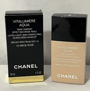 Chanel- Vitalumiere Aqua Ultra Light Perfecting Makeup SPF 15 - #52 Beige Rose - Picture 1 of 5
