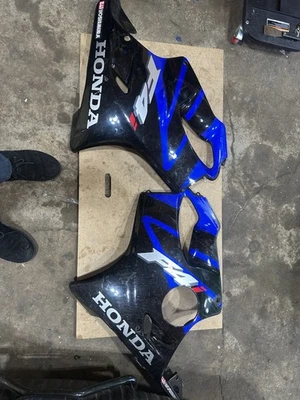 Honda CBR 600 F4i 2001-2006 conjunto completo de carenado lateral derecho OEM  Foto 1 de 4