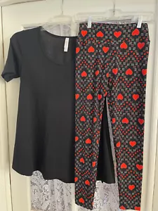 LuLaRoe Outfit Set Outfit Perfetto T Top S Nero e OS 2-10 Cuore Leggings Nuovo senza etichette - Foto 1 di 4