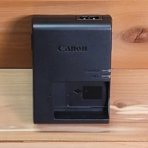 Cargador Original Canon LC-E17C para M3 M5 M6 T6i T6s T7i SL2 SL3 77D 760D LP-E17 - Imagen 1 de 4