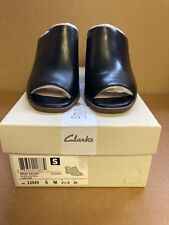 Clarks Women's Image Gallery - Style 26112049 -  Size 6M