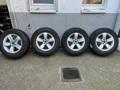 komplettsatz VW Touareg D2 - 17 Zoll Alufelgen auf Winterreifen - Bild 1 von 4