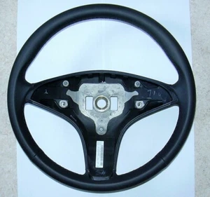 Original Mercedes Lenkrad Leder schwarz GLK-Klasse W204 2044603203 NEU  - Bild 1 von 2