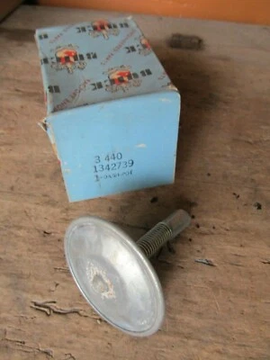  NOS 1948-1949 BUICK SPECIAL SUPER ROADMASTER ESTATE WAGON DASH POT #1342739 - Imagem 1 de 2