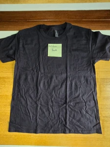 Gildan Youth Black T-Shirt Size XS Short Sleeve Cotton Tee New - Picture 1 of 3