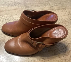 FRYE Brown Leather 8.5 Heel Shoes Leather Heel Clogs 8.5 Caramel Brown - Picture 1 of 17