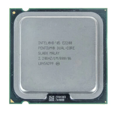 Intel Pentium Dual Core E2200 2.2GHz SLA8X LGA775 - Image 1 of 2