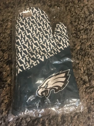 PHILADELPHIA EAGLES "FLY" OVEN MITT NFL FOOTBALL SGA SEASON TICKET GIFT NEW Cover