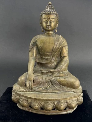 Antigua estatua de bronce del Tíbet Shakyamuni Buda Loto sentado 15" de alto Foto 1 de 4