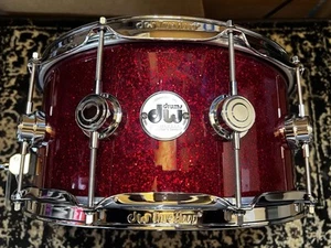 DW 6.5" x 14" Collector's Series SSC Maple Shell Snare Drum - Ruby Glass - Picture 1 of 7