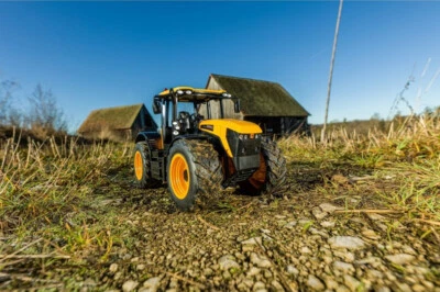 Carson 500907653 1:16 RC Traktor JCB 2.4G RTR Landmaschine Bulldog Tracker - Bild 1 von 4