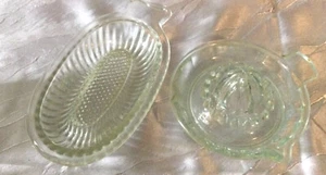 Antikes Pressglas Apfelreibe und Zitronenpresse unbeschädigt - Bild 1 von 2
