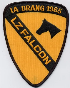 1er Cav IA Drang 1965 - LZ Falcon BC Patch Cat. No. C5787 - Imagen 1 de 1