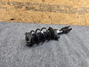 HYUNDAI TUCSON 2025 SHOCK STRUT ABSORBER SPRING FRONT RIGHT PASSENGER FWD OEM - Picture 1 of 6