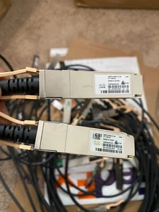 CISCO QSFP-H40G-CU1M 40GBASE-CR4 Passive Copper Cable -1M 37-1322-03 W/Hologram - Picture 1 of 3