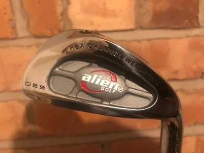 NEW ALIEN GOLF 4 IRON GOLF CLUB REGULAR FLEX GRAPHITE SHAFT GOLF CLUB - Image 1 of 4