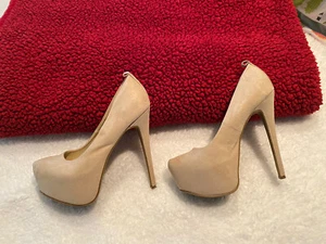 Just Fab Viola Brushed Velour Leather Closed Toe Pumps Size 6M Beige - Picture 1 of 5