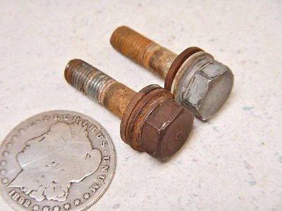 80 SUZUKI DR400 ESTRIBA LATERAL DERECHA/IZQUIERDA SOPORTE ESTRIBO PERNOS DE MONTAJE Foto 1 de 3