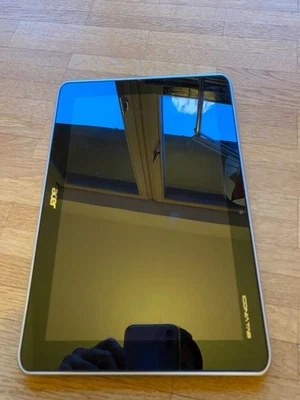 Acer Iconia Tab in silber - Bild 1 von 4