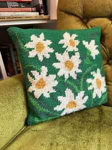 Vintage Needlepoint Throw Pillow 13” Square Daisy Flower