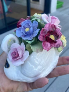 AYNSLEY SWAN FLOWER BOUQUET BONE CHINA VINTAGE HAND MODELLED & PAINTED MULTI - Picture 1 of 19
