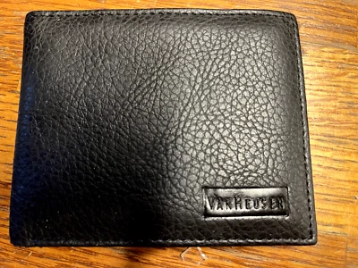 Мужской бумажник двойного сложения Van Heusen черная натуральная кожа - Изображение 1 из 4