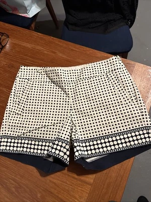 Pantalones Cortos Para Mujer J.Crew Negro/Crema Lunares Elastizados Cremallera Algodón-Spandex Talla 4 Foto 1 de 4