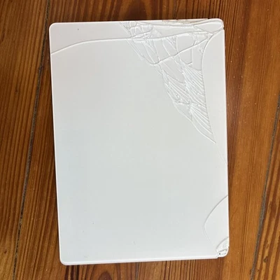 Apple A1535 Magic Trackpad White Multi-Touch Surface Lighitng version (READ!!!) - Image 1 of 4