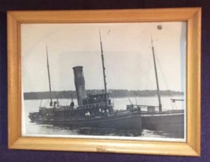 Pre-Owned Vintage Framed Photo Perth Amboy Tugboat 6x8 Inches With Frame - Imagen 1 de 2