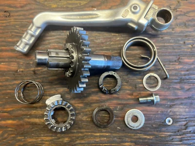 Palanca Kickstarter 2009-2023 KTM 65SX eje de engranaje trinquete 46333070044 77033051000 Foto 1 de 4