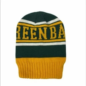 Green Bay Packers Adult Winter Knit Hat NFL Green and Gold Acrylic One Size - Picture 1 of 3