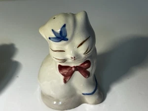 Vtg 50s Shawnee Handpainted Cat  w/ Bow Replacement Salt/ Pepper Shaker - Picture 1 of 6
