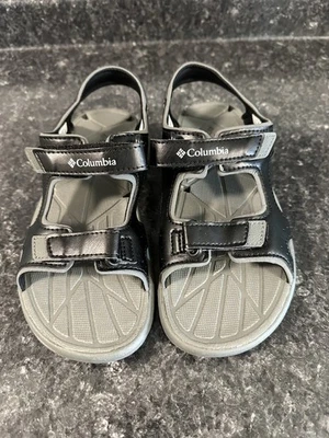 Sandalias deportivas Columbia Youth talla 3 Techlite Omni Grip negras/grises nunca usadas Foto 1 de 4
