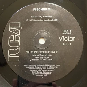 Fisher Z The Perfect Day / Marguerite Vinyl Record 7” 45 RPM 104813 RCA 1987 - Picture 1 of 24