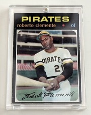 ROBERTO CLEMENTE Pittsburgh Pirates TOPPS 630 Baseball Card