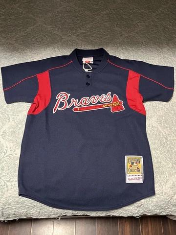 Mitchell & Ness Greg Maddux Atlanta Braves 2003 Authentic BP Jersey Size Small Cover