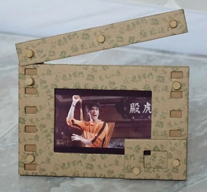 Bruce Lee Clapper Board Photo Frame 90's Hong Kong Star Shop Way Of The Dragon - Picture 1 of 6