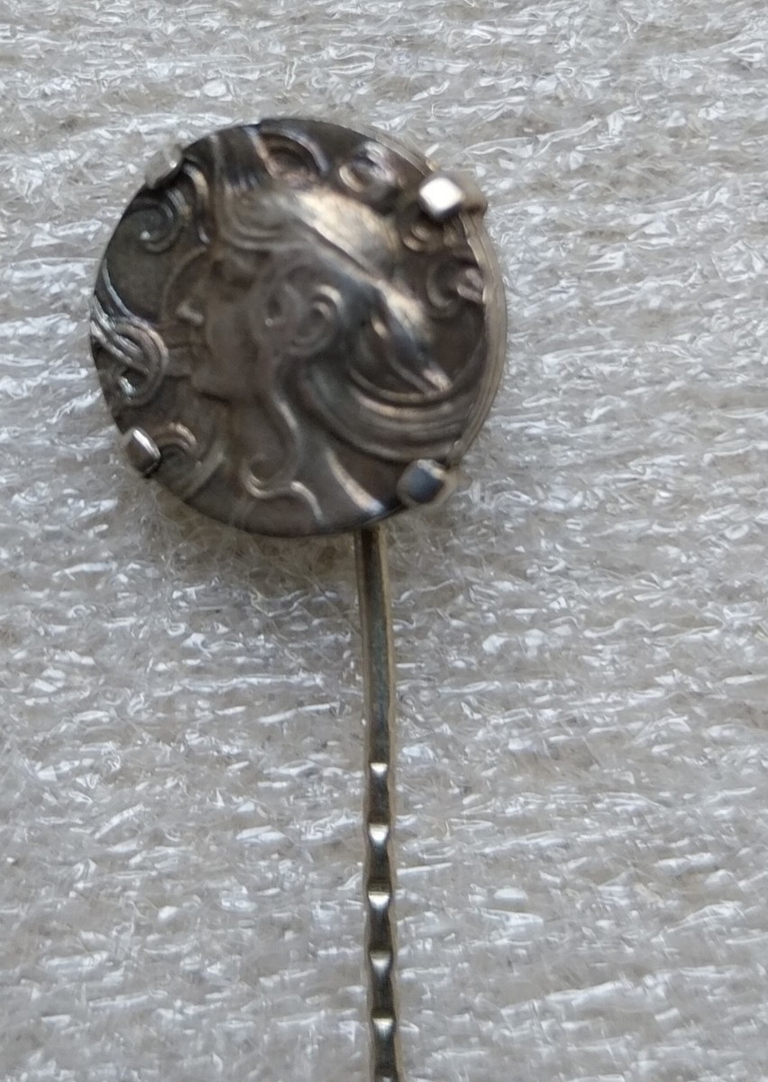 Pin's à Cravate En Métal Doré Et Argenté - Accessoire Élégant Pour Homme - Col De Chemise Et Costume