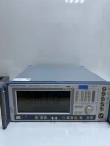 Rohde & Schwarz SMIQ06B 6.4 Ghz Signal Generator ( not able to test) - Picture 1 of 13