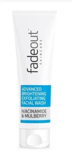 Fade Out Brightening Exfoliating Facial Wash with Niacinamide and Mulberry - Picture 1 of 3