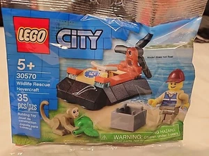 NEW Wildlife Rescue Hovercraft LEGO City Polybag 30570 RETIRED - Picture 1 of 4