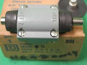 SQUARE D 9007 B53H B PRECISION TURRET HEAD LIMIT SWITCH 600V AC UPPER HEAD ONLY - Imagen 1 de 1